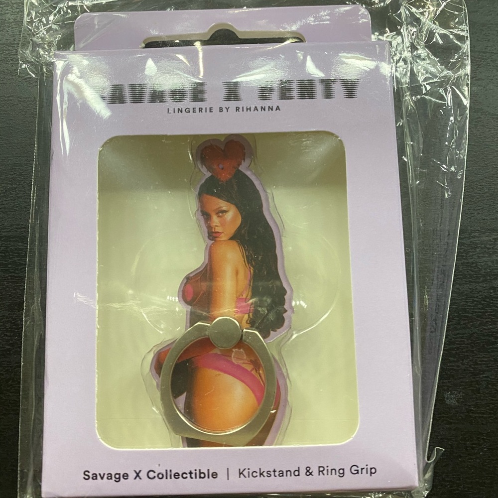 Savage X Fenty phone grip